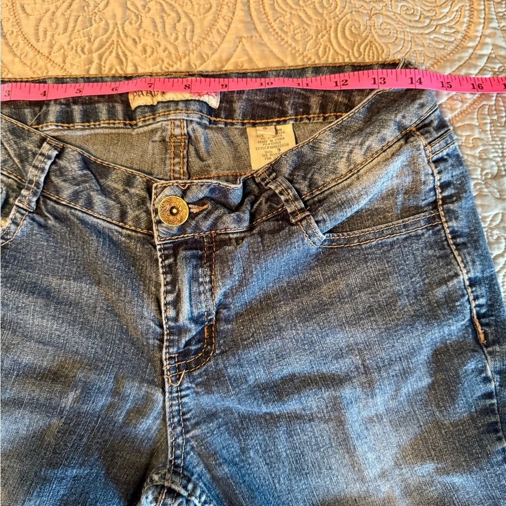 Classic Blue Skinny Jeans with Vintage Fading - Picture 4 of 8